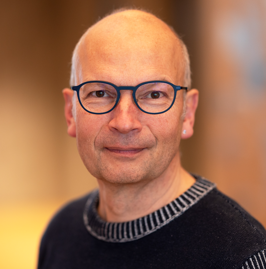 ? Martin Röösli : User Profile Image